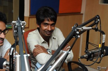 Dhanalakshmi Thalupu Thadithe Movie Team at Radio City